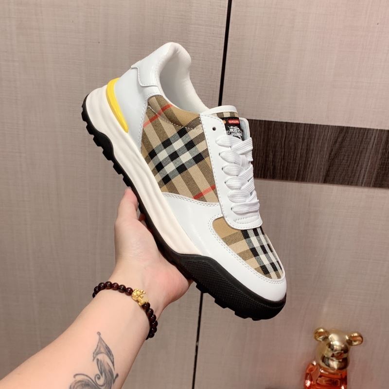 Burberry Low Shoes